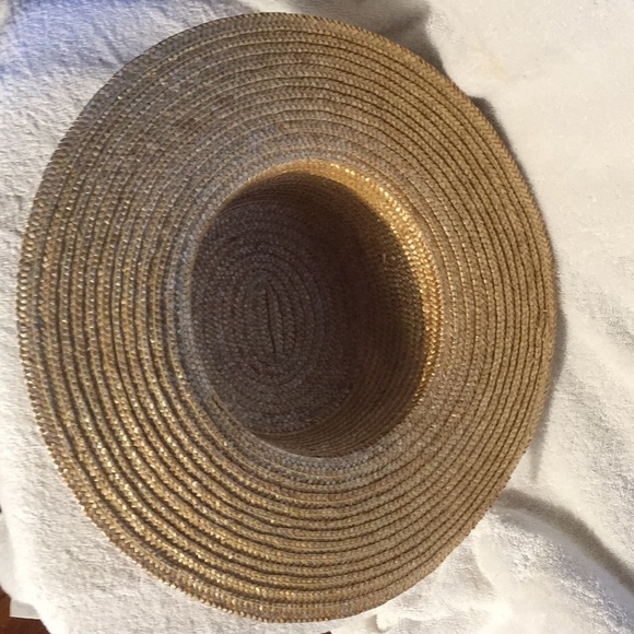 The Summer straw hat in great condition - Picture 9 of 13